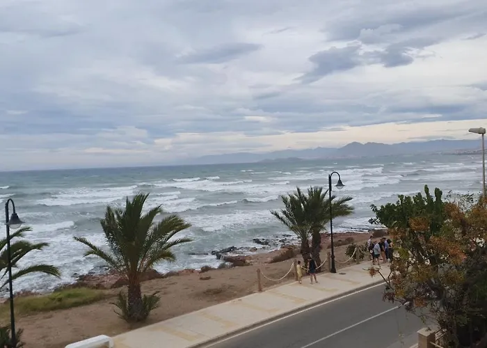 Apartamento en primera linea de mar.